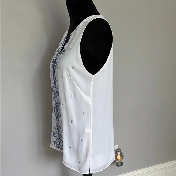 White and Blue Embroidered Women's Top - Picture 4 of 7